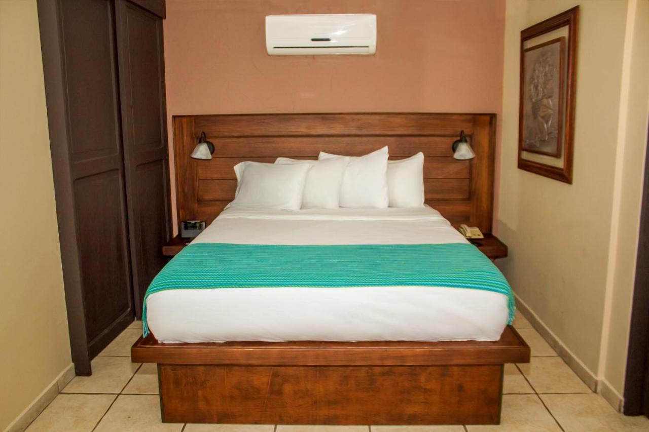 La Riviera Hotel San Antonio De Belen Ngoại thất bức ảnh