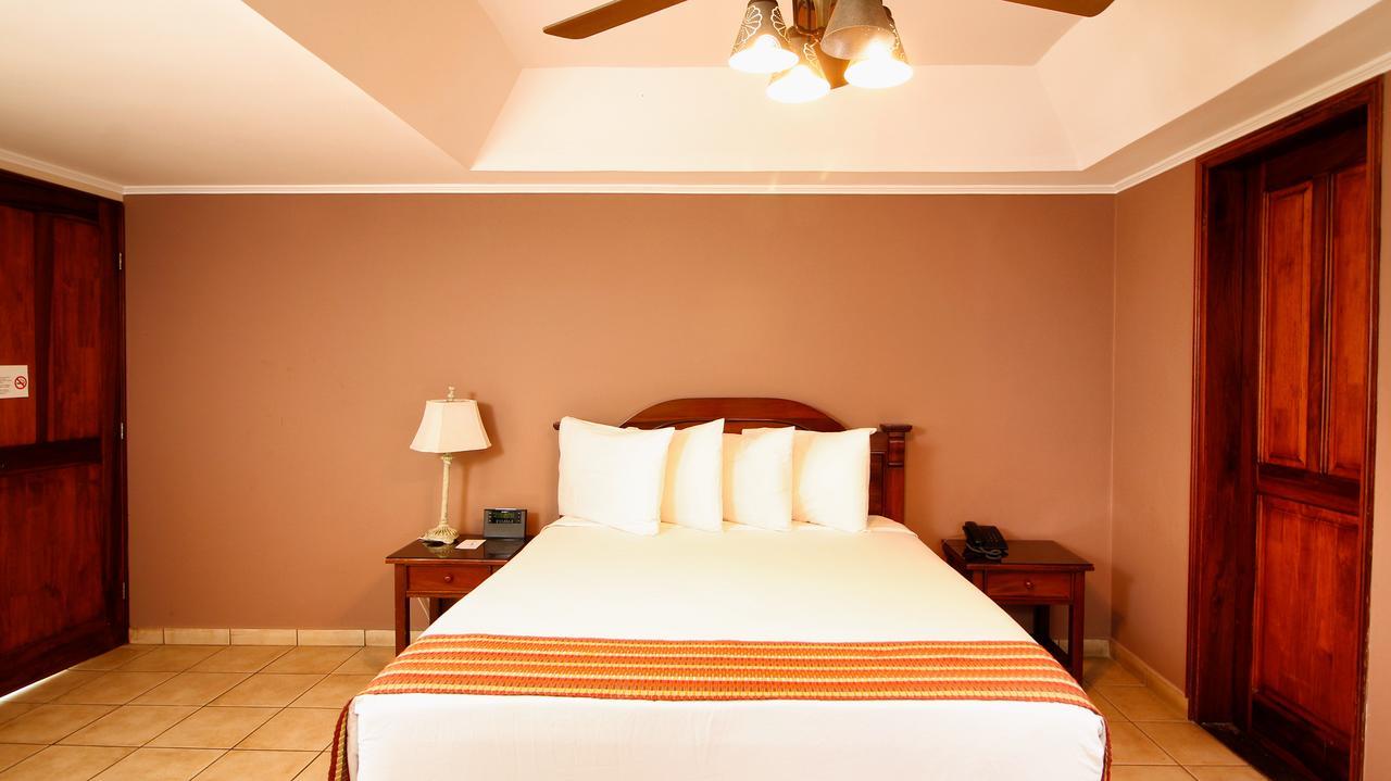 La Riviera Hotel San Antonio De Belen Ngoại thất bức ảnh